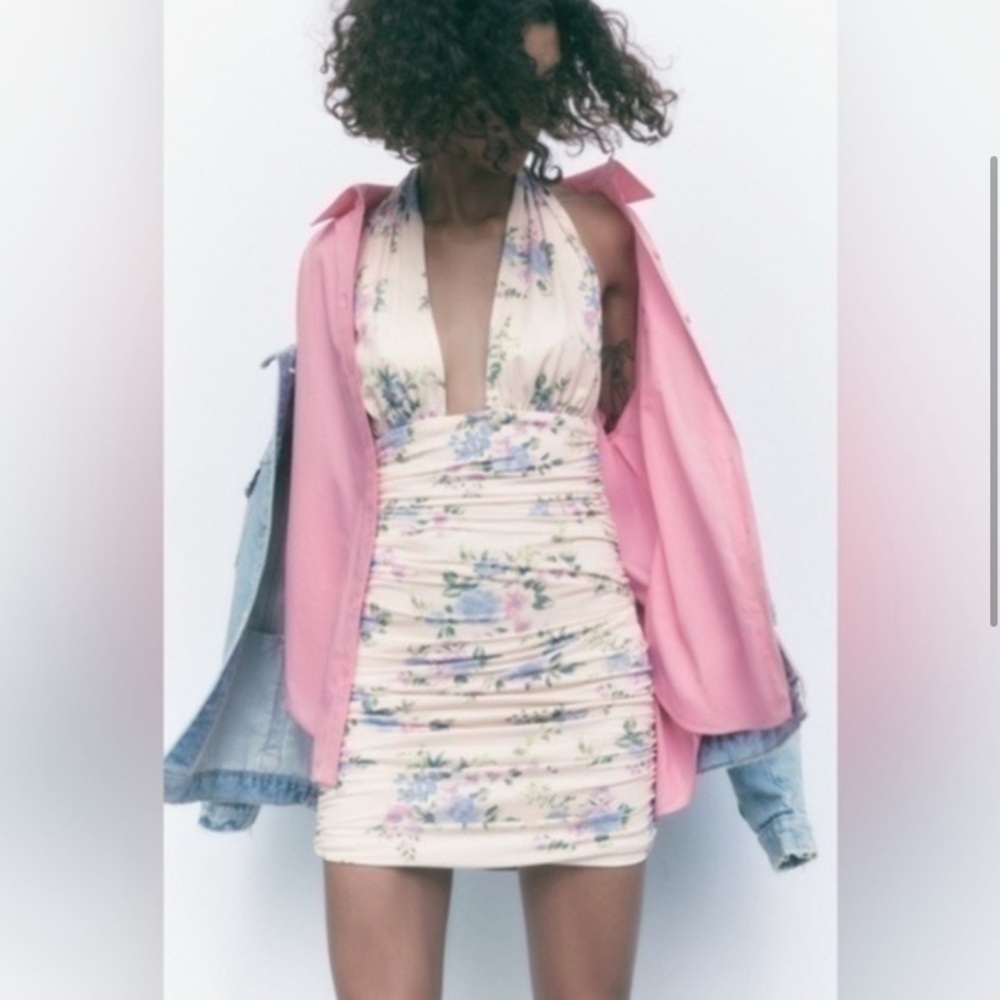 ZARA Light Pink Halter Neck Open Back Ruched Bodycon Mini Dress sz S euc